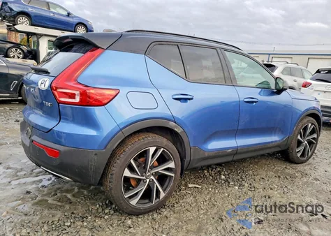 2019 Volvo Xc40 T5 Momentum из США, поврежденный, VIN YV4162XZ7K2000696